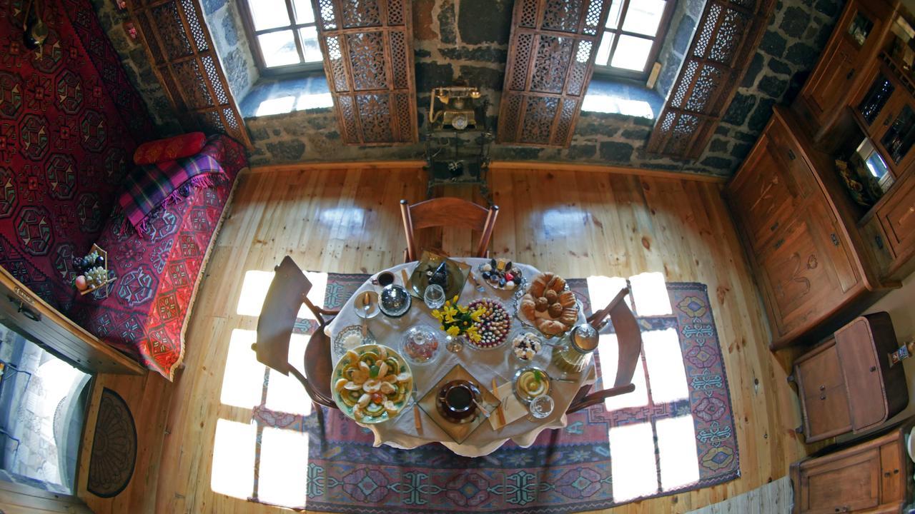 Hye Aspet Հայ Ասպետ Panzió Gjoumri Kültér fotó