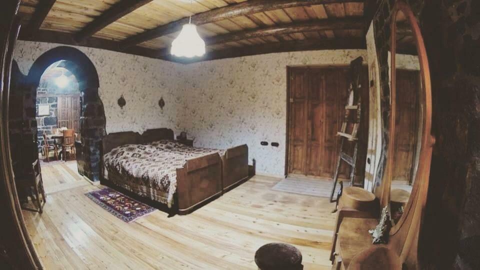 Hye Aspet Հայ Ասպետ Panzió Gjoumri Kültér fotó